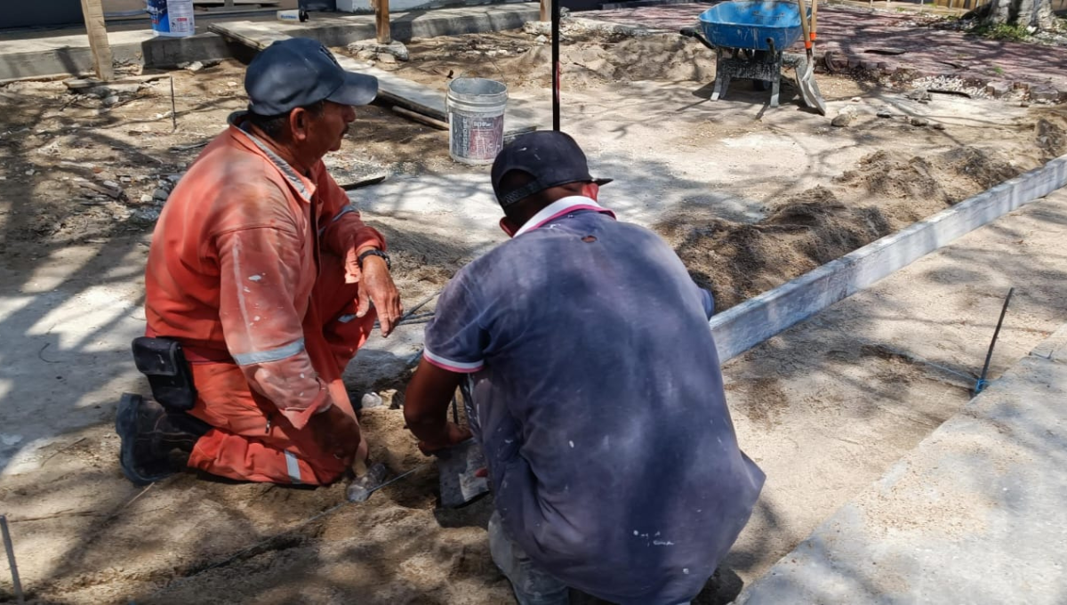 Traer trabajadores foráneos mal pagados afecta a los que son carmelitas Traer trabajadores foráneos mal pagados afecta a los que son carmelitas