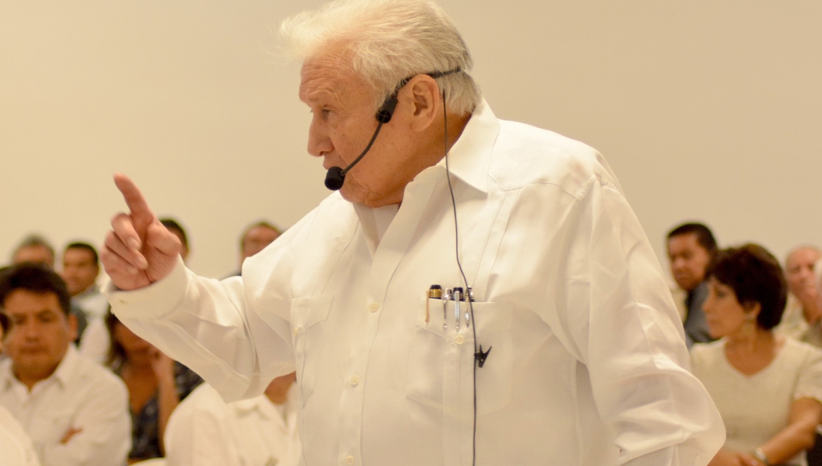 La Dignidad, Identidad y Soberanía son el lema de los periódicos Por Esto! fundados por Don Mario Renato Menéndez Rodríguez La Dignidad, Identidad y Soberanía son el lema de los periódicos Por Esto! fundados por Don Mario Renato Menéndez Rodríguez