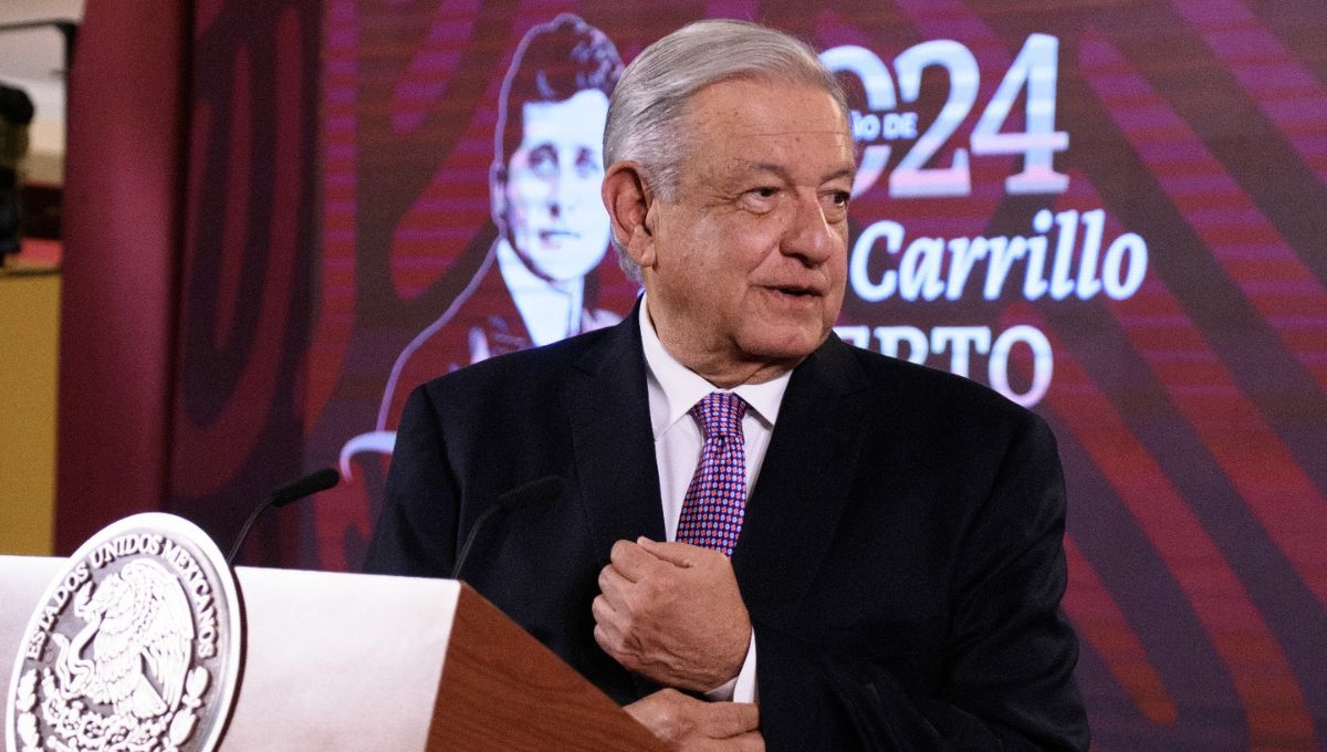 Andrés Manuel López Obrador volvió a dar su respaldo al ex ministro Arturo Zaldívar, luego de las acusaciones en su contra Andrés Manuel López Obrador volvió a dar su respaldo al ex ministro Arturo Zaldívar, luego de las acusaciones en su contra