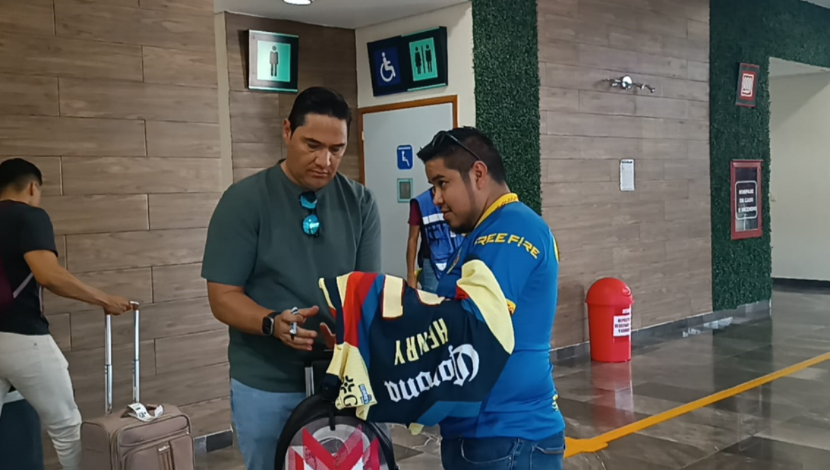El exportero profesional realizará actividades partidistas en apoyo a Morena en Campeche y Ciudad del Carmen