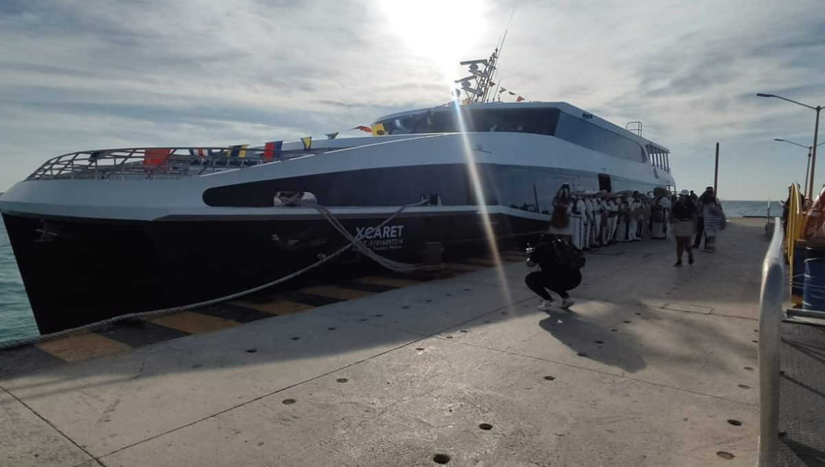Ferry Xcaret, nueva naviera para el cruce Playa del Carmen a Cozumel inició operaciones