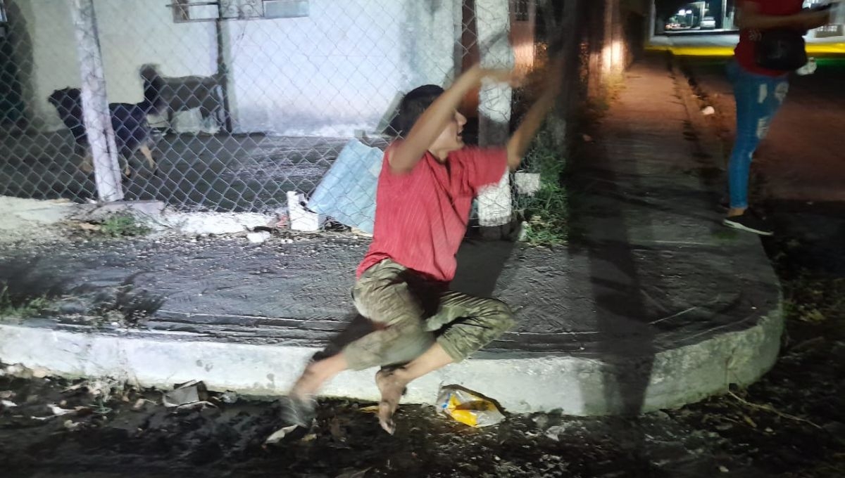 El ladrón fue capturado por las autoridades El ladrón fue capturado por las autoridades