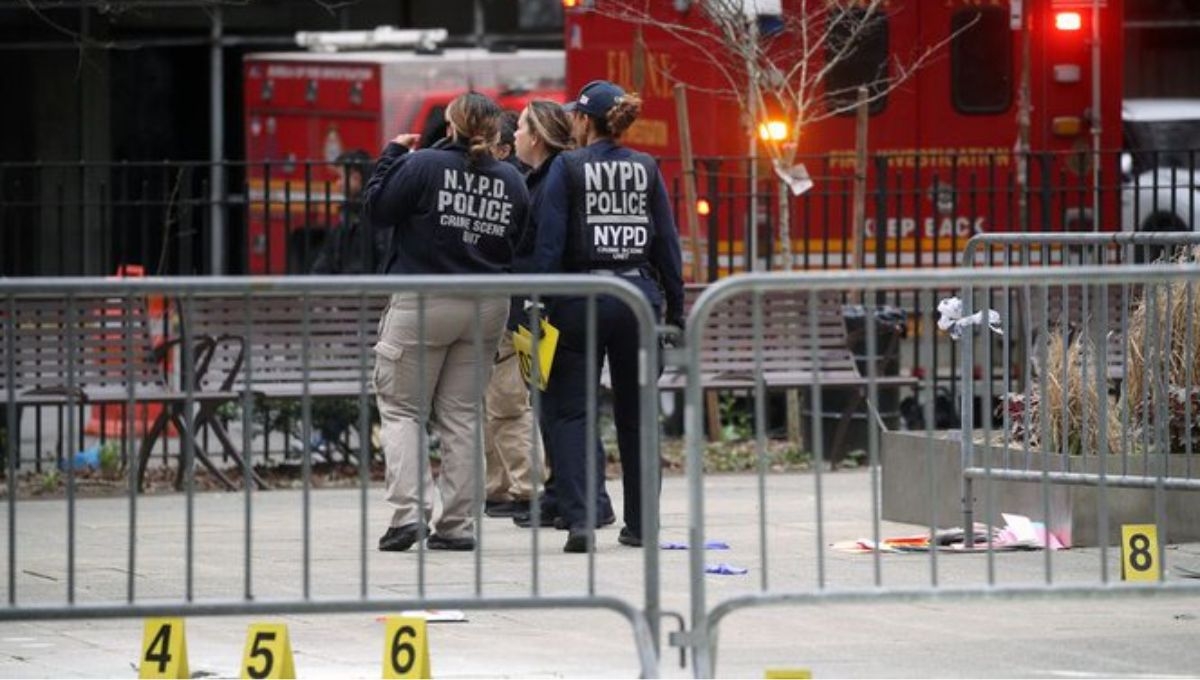 Fallece hombre que se autoinmoló frente a tribunal durante juicio de Trump en Nueva York