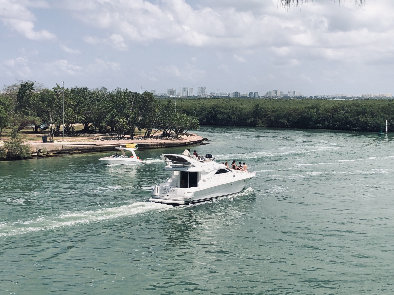 Náuticos sugieren una estrategia integral de saneamiento de la Laguna Nichupté de Cancún Náuticos sugieren una estrategia integral de saneamiento de la Laguna Nichupté de Cancún