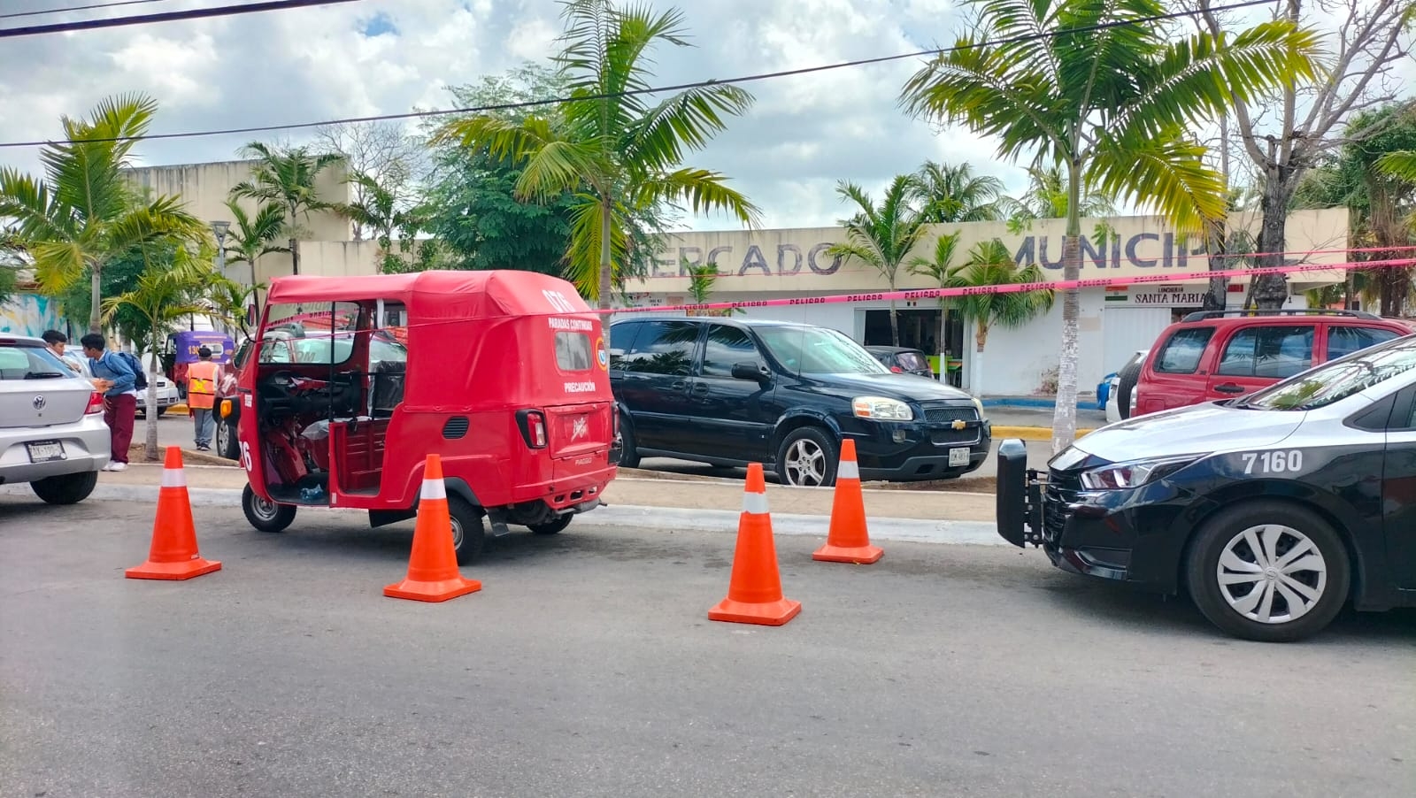 El conflicto entre el Ayuntamiento y la empresa de grúas paraliza los servicios de remoción de carros El conflicto entre el Ayuntamiento y la empresa de grúas paraliza los servicios de remoción de carros