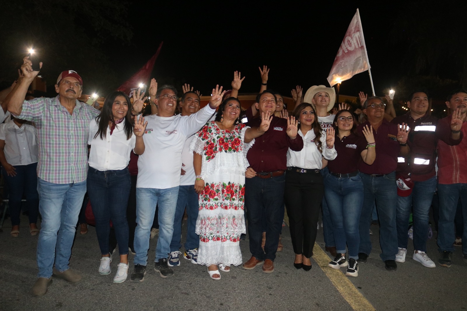 Joaquín Díaz Mena fue bien recibido en Chocholá