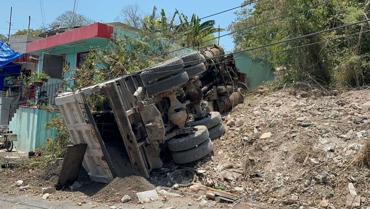 El volquete transitaba por la colonia Jardines