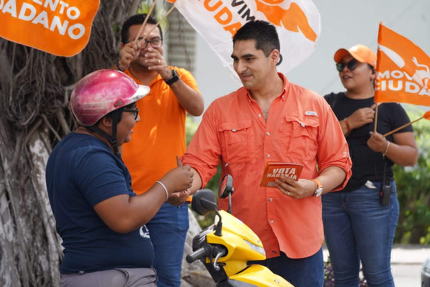Roberto Marín Flores, candidato de Movimiento Ciudadano, señaló que dará sus propuestas sólo si es favorecida por los votos Roberto Marín Flores, candidato de Movimiento Ciudadano, señaló que dará sus propuestas sólo si es favorecida por los votos