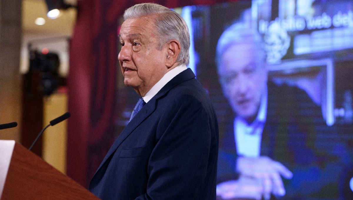 Andrés Manuel López Obrador insistió en que las plataformas de redes sociales deben intensificar sus esfuerzos para detectar y eliminarcontenidos engañosos hechos con inteligencia artificial