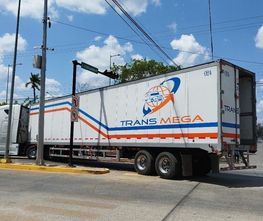 La avenida de José María Morelos permaneció bloqueada por varias horas