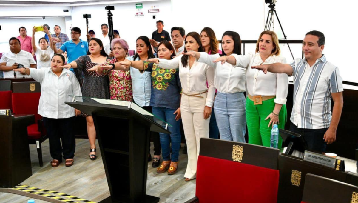 Con 24 votos a favor que correspondieron a la Morena y los independientes