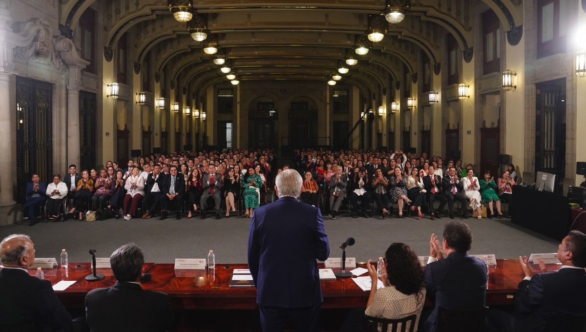 AMLO celebra reuniones con familiares de mineros de Pasta de Conchos y legisladores mexicanos