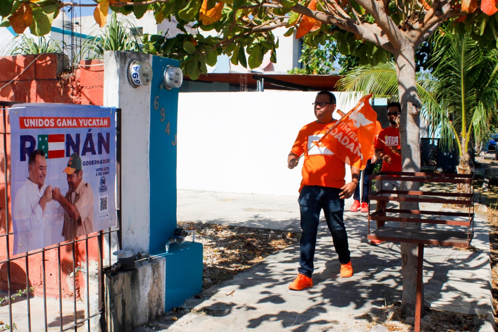 El Coordinador de Movimiento Ciudadano aseveró que seguirán protestando hasta que el juego sucio del candidato del PAN se detenga