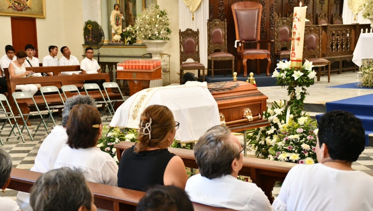 En la Misa estuvieron presentes vicarios, párrocos y sacerdotes de las iglesias de la ciudad capital En la Misa estuvieron presentes vicarios, párrocos y sacerdotes de las iglesias de la ciudad capital