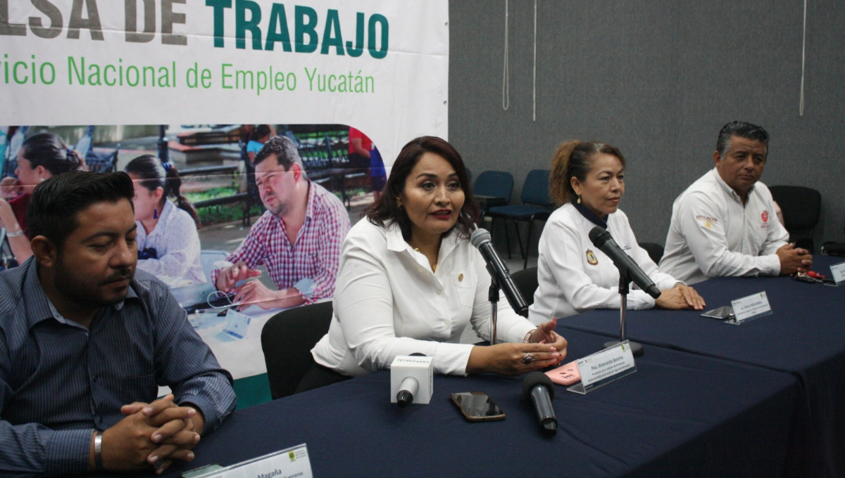 Amaranta Becerra Puerto, presidenta de la Comisión de Prevención Social del Delito del Consejo de Seguridad expuso que este evento es parte del Proyecto JuventudES Amaranta Becerra Puerto, presidenta de la Comisión de Prevención Social del Delito del Consejo de Seguridad expuso que este evento es parte del Proyecto JuventudES