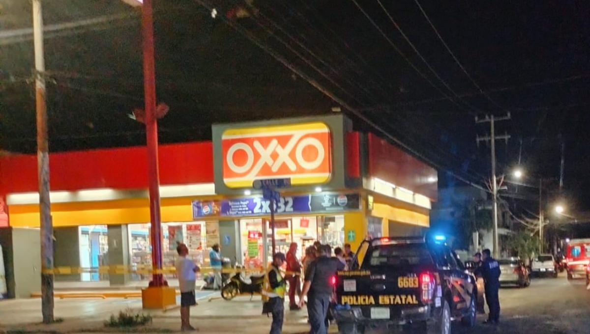 Se arma zafarrancho por asalto en tienda comercial