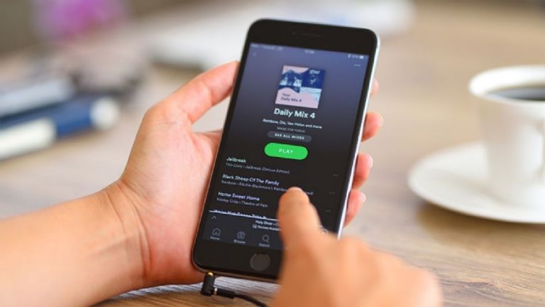 Alertan de nueva estafa a usuarios de Spotify que roba dinero en segundos. Alertan de nueva estafa a usuarios de Spotify que roba dinero en segundos.