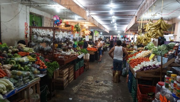 Las vendedoras advierten que los precios podrían subir nuevamente con lluvias intensas. Las vendedoras advierten que los precios podrían subir nuevamente con lluvias intensas.