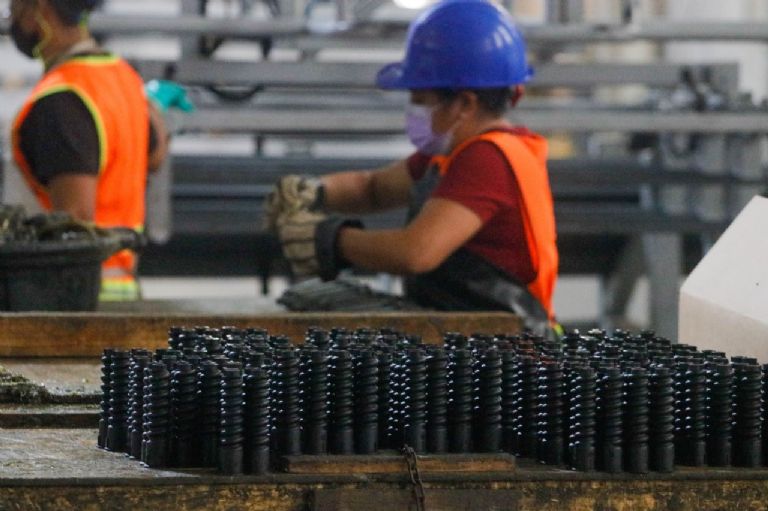 Inversión fija bruta en México cae 6.7% en enero, sumando seis meses de descensos consecutivos