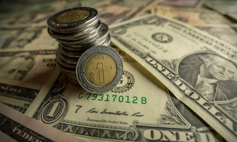 Peso mexicano se recupera tras acuerdo Sheinbaum-Trump: aranceles pausados y refuerzo en frontera