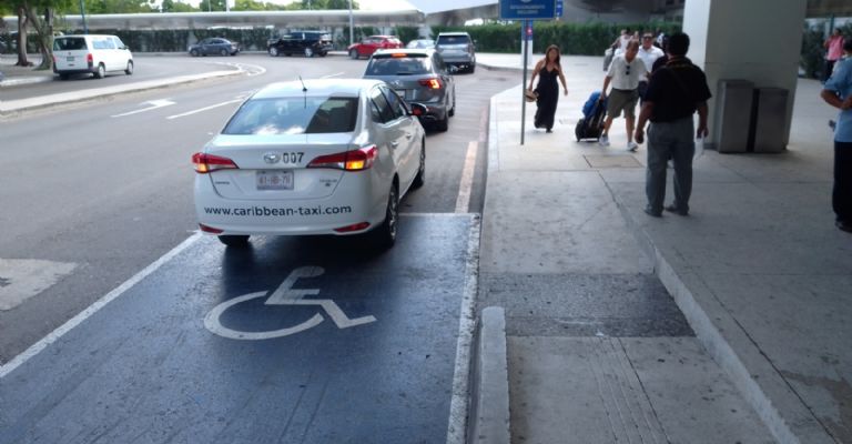 Los dos taxistas ya fueron detenidos y entregados a la FGE