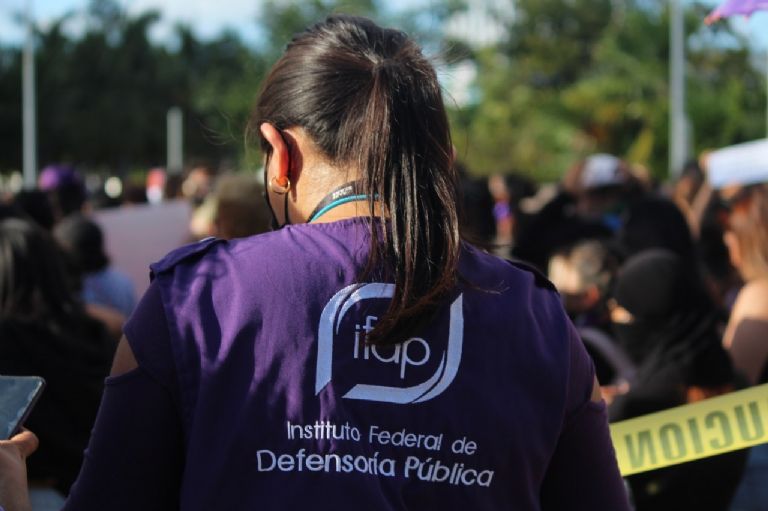 Miembros de colectivos anunciaron que el próximo domingo, Día Internacional de la Mujer, se manifestarán frente a la Plaza Cívica de la Bandera para exigir justicia