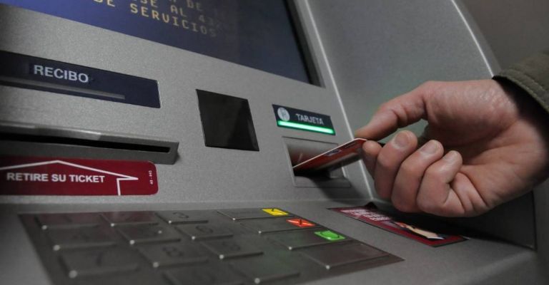 La SSC de CDMX detuvo a tres personas acusadas de clonación de tarjetas La SSC de CDMX detuvo a tres personas acusadas de clonación de tarjetas