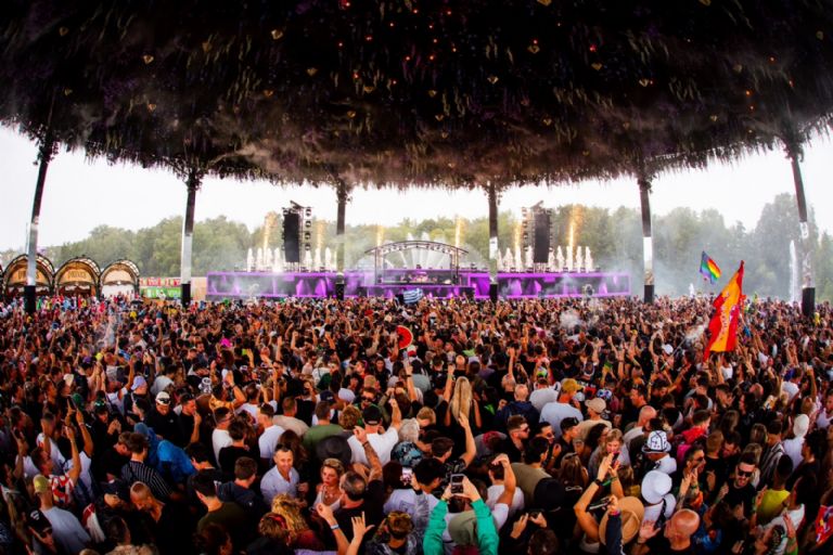 ¡Adiós a las fiestas de música electrónica! ¿Por qué las prohibirán en Tulum?