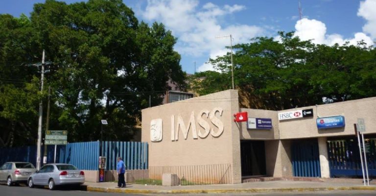 El abuelito murió luego de 12 horas sin ser atendido El abuelito murió luego de 12 horas sin ser atendido
