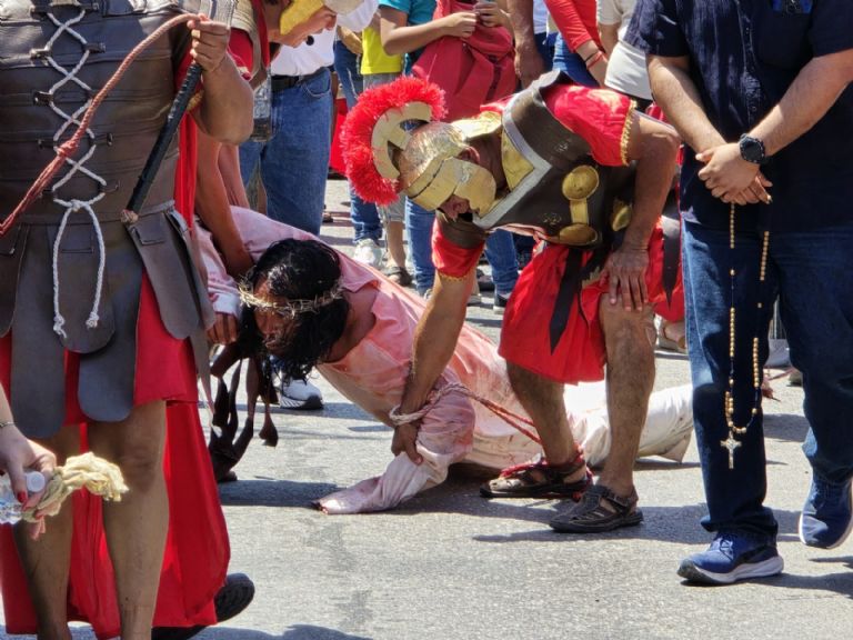 Los actores se preparan tanto cristianamente como actoralmente Los actores se preparan tanto cristianamente como actoralmente