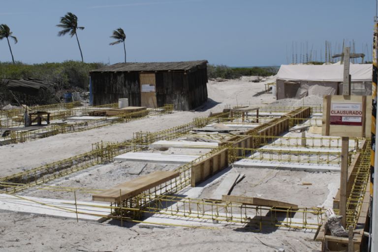Activistas revelaron que los encargados de la construcción pasaron por encima de la autoridad federal Activistas revelaron que los encargados de la construcción pasaron por encima de la autoridad federal